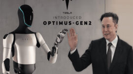 Elon Musk Bahas Robotaxi dan Penjualan Robot Humanoid Tesla di Davos