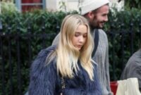 Harper Beckham mengenakan pakaian mewah pada usia 15 tahun. Foto: GC Gambar