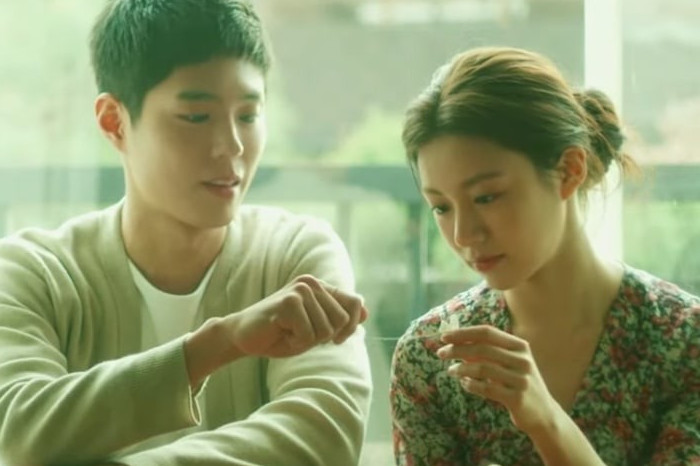 Bukan Cuma IU, Go Youn Jung Pernah Dipasangkan dengan Park Bo Gum dan Kim Seon Ho