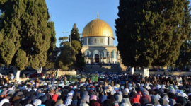 Israel Larang Palestina Salat Idulfitri di Al-Aqsa