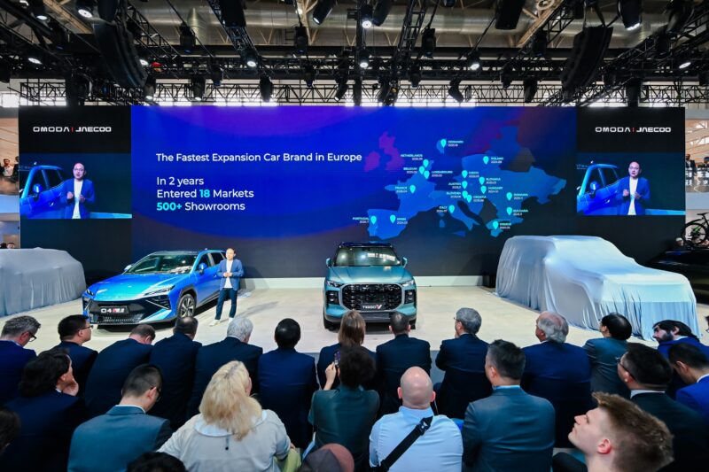 Omoda dan Jaecoo Kenalkan Dua Model Hibrida Baru di Beijing 2026