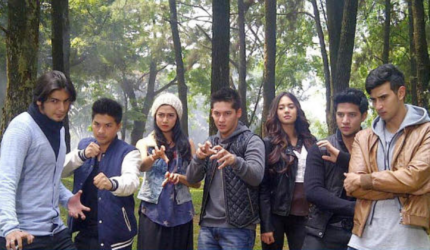 sinopsis film 7 manusia harimau